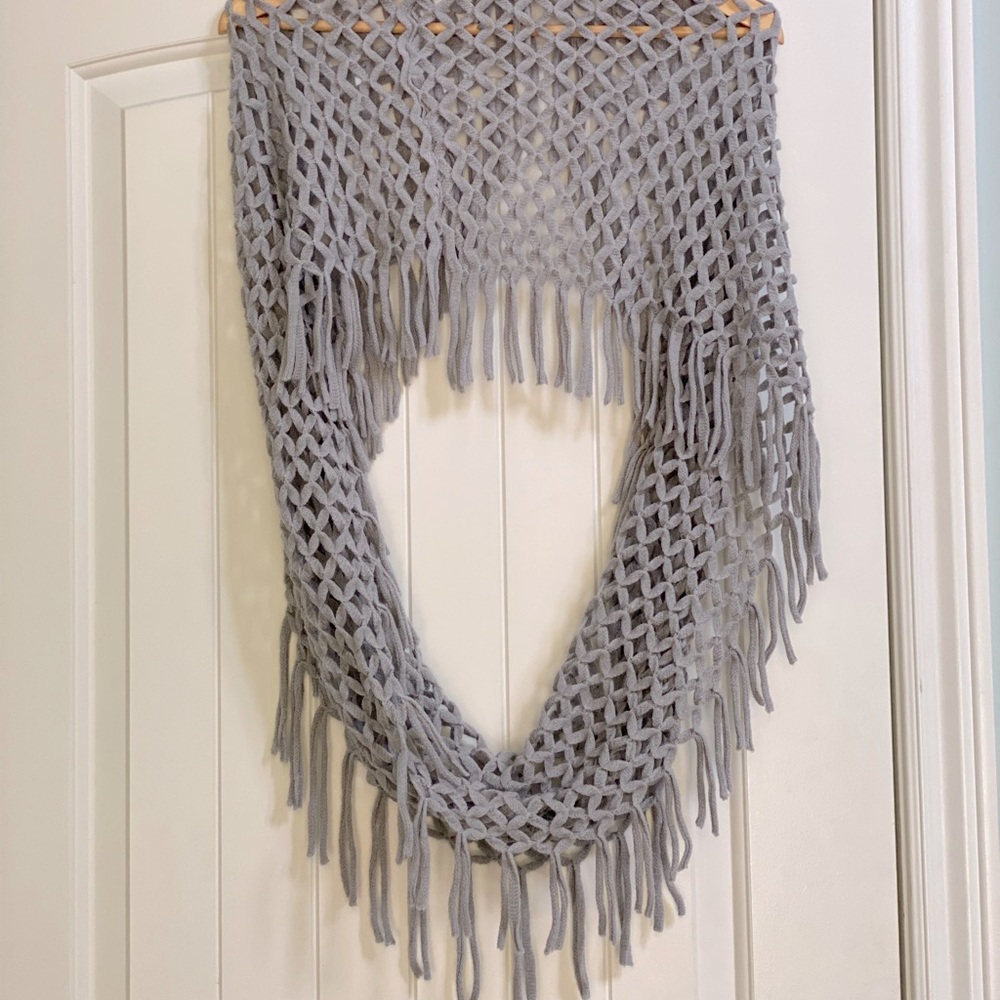 Fringed infinity scarf